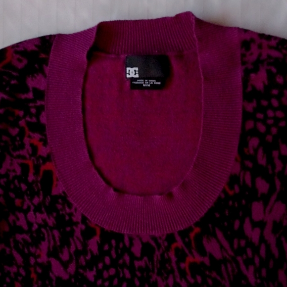 DC Cotton Blend Scoop Neck Abstract Print Pullover Sweater- Sz. Med - Picture 4 of 7